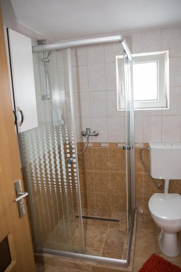 Apartament Beta Apartamento Bistriţa Exterior foto
