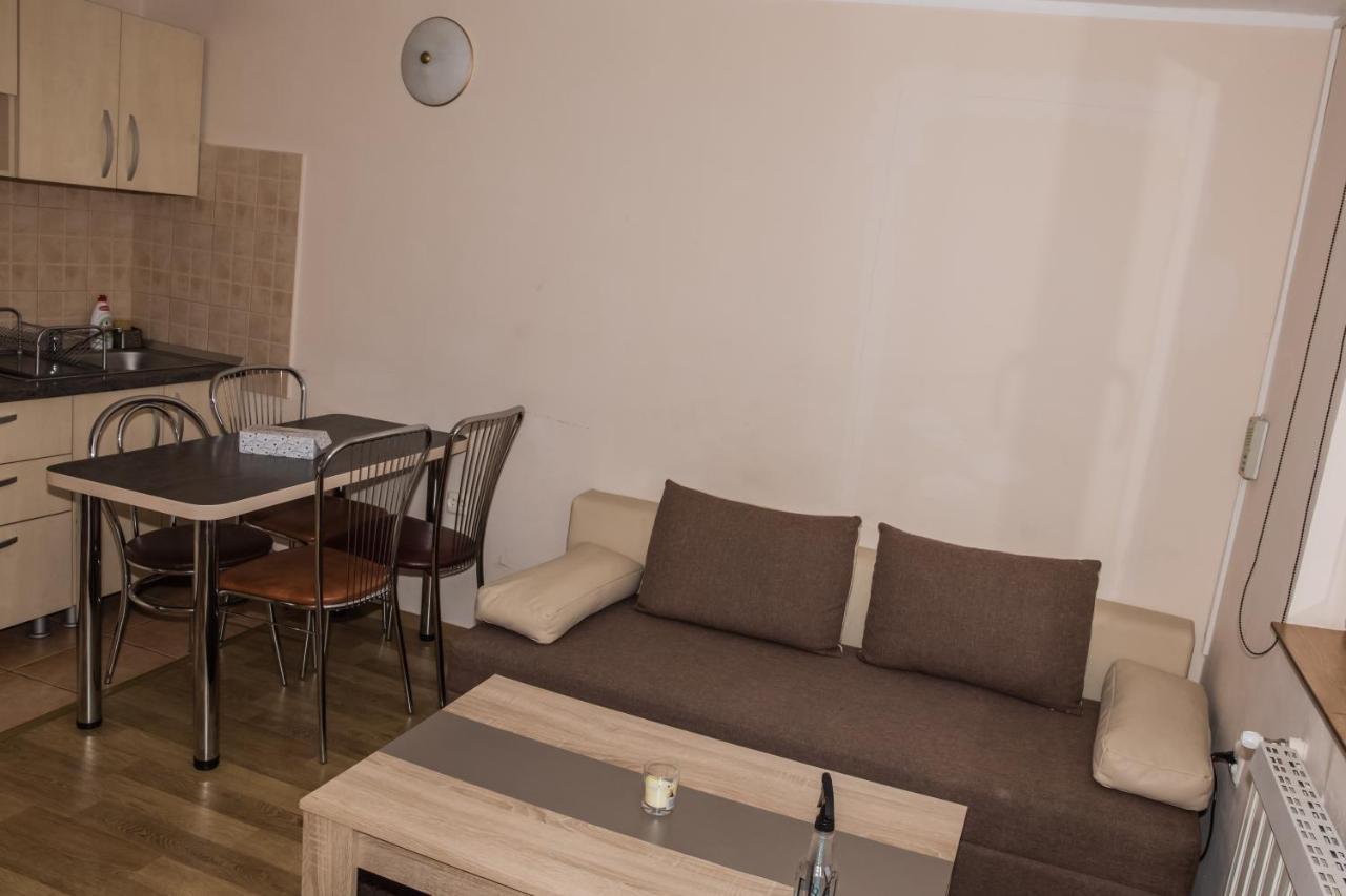 Apartament Beta Apartamento Bistriţa Exterior foto